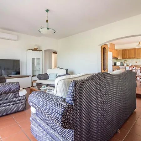 Guesthost - Lovely And Comfy By The Vineyard Appartement *