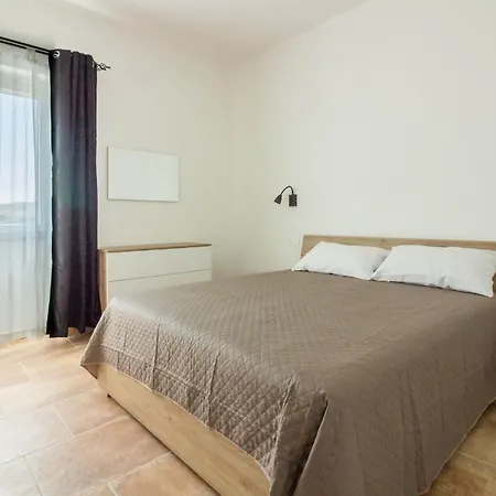 Guesthost - Lovely And Comfy By The Vineyard Διαμέρισμα Arzachena