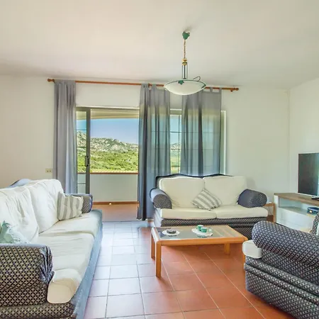 Guesthost - Lovely And Comfy By The Vineyard Lägenhet Arzachena