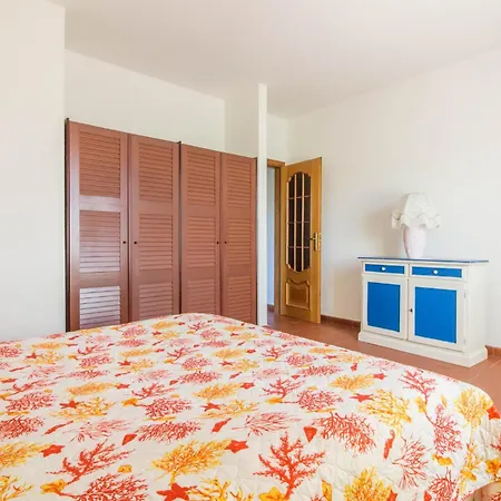 Guesthost - Lovely And Comfy By The Vineyard Διαμέρισμα Arzachena