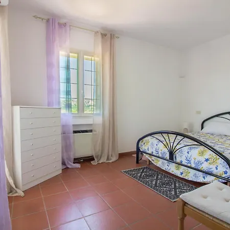 Guesthost - Lovely And Comfy By The Vineyard Διαμέρισμα *