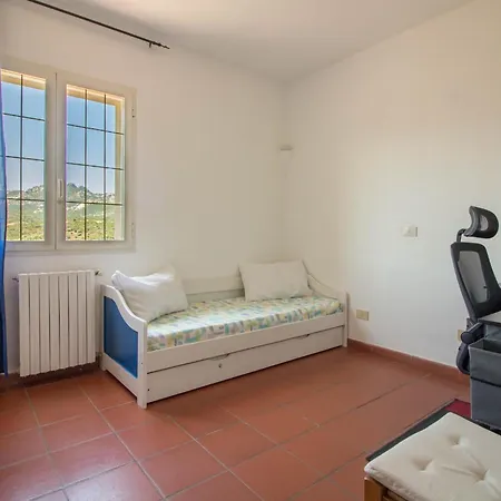 Guesthost - Lovely And Comfy By The Vineyard *