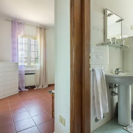 Guesthost - Lovely And Comfy By The Vineyard *
